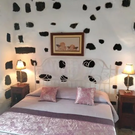 Lanzarote Casa Volcanica-anclada Sobre La Lava Del Volcan Villa *
