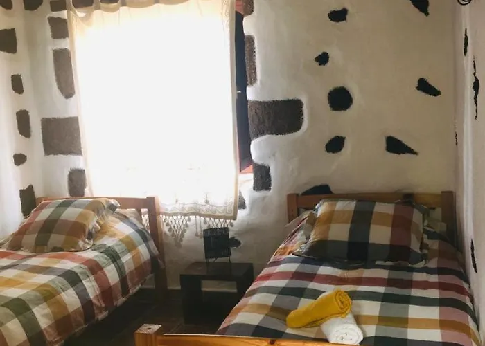 Vila Lanzarote Casa Volcanica-anclada Sobre La Lava Del Volcan